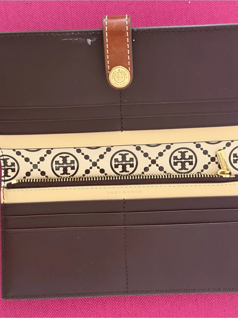 Tory Burch Brown & Cream Logo Folio Phone Case with Leather Snap